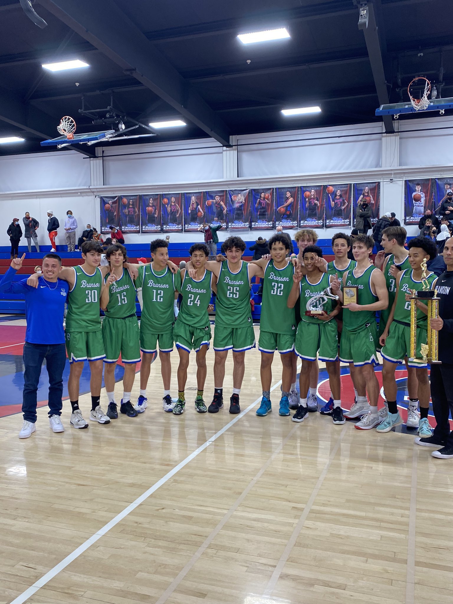 Branson basketball (bransonhoops) / Twitter