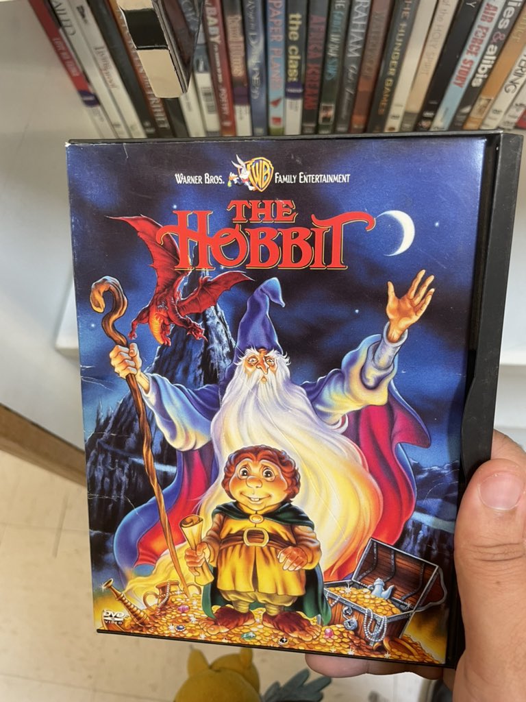 cabbagekidd's tweet photo. screaming and crying and pissing my pants rn cuz I found this at the thrift and someone had already stolen the disc out of it 😭😭😭 https://t.co/UnS0CtAvLT