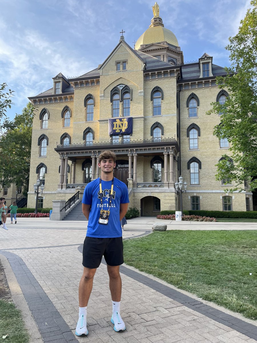 I had a great time visiting Notre Dame yesterday!! Thank you to <a href="/NDFootball/">Notre Dame Football</a> for the game invite and awesome experience. It was a special thing being apart of <a href="/Marcus_Freeman1/">Marcus Freeman</a> first home game with the Irish! <a href="/insideNDsports/">Inside ND Sports</a> @T_Rees11 <a href="/EDGYTIM/">Timothy “EDGYTIM” OHalloran</a> <a href="/DeepDishFB/">DEEP DISH FOOTBALL</a> <a href="/LemmingReport/">Tom Lemming</a> @PRZJordan