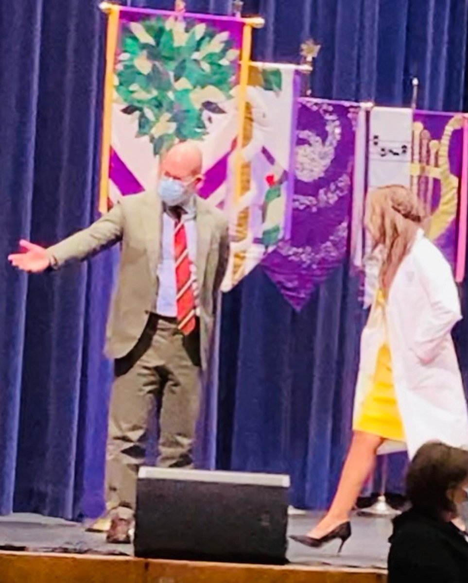 drelliehashemi's tweet photo. This White Coat makes me feel honoured to be of service, and proud for the years of hard work to get here, and most importantly, responsible for providing the best possible for my patients!🥼🦷💜
#schulichdentistry https://t.co/no9aHOmbu1