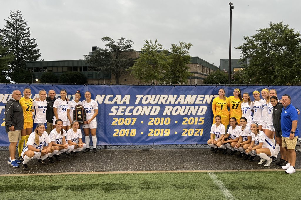 HofstraWSOC's tweet photo. Forever proud of the journey. Forever proud of the accomplishments. 2021 team you are forever in our ๐๐โ๏ธ
#PrideOfLI https://t.co/URG6lPmmgL