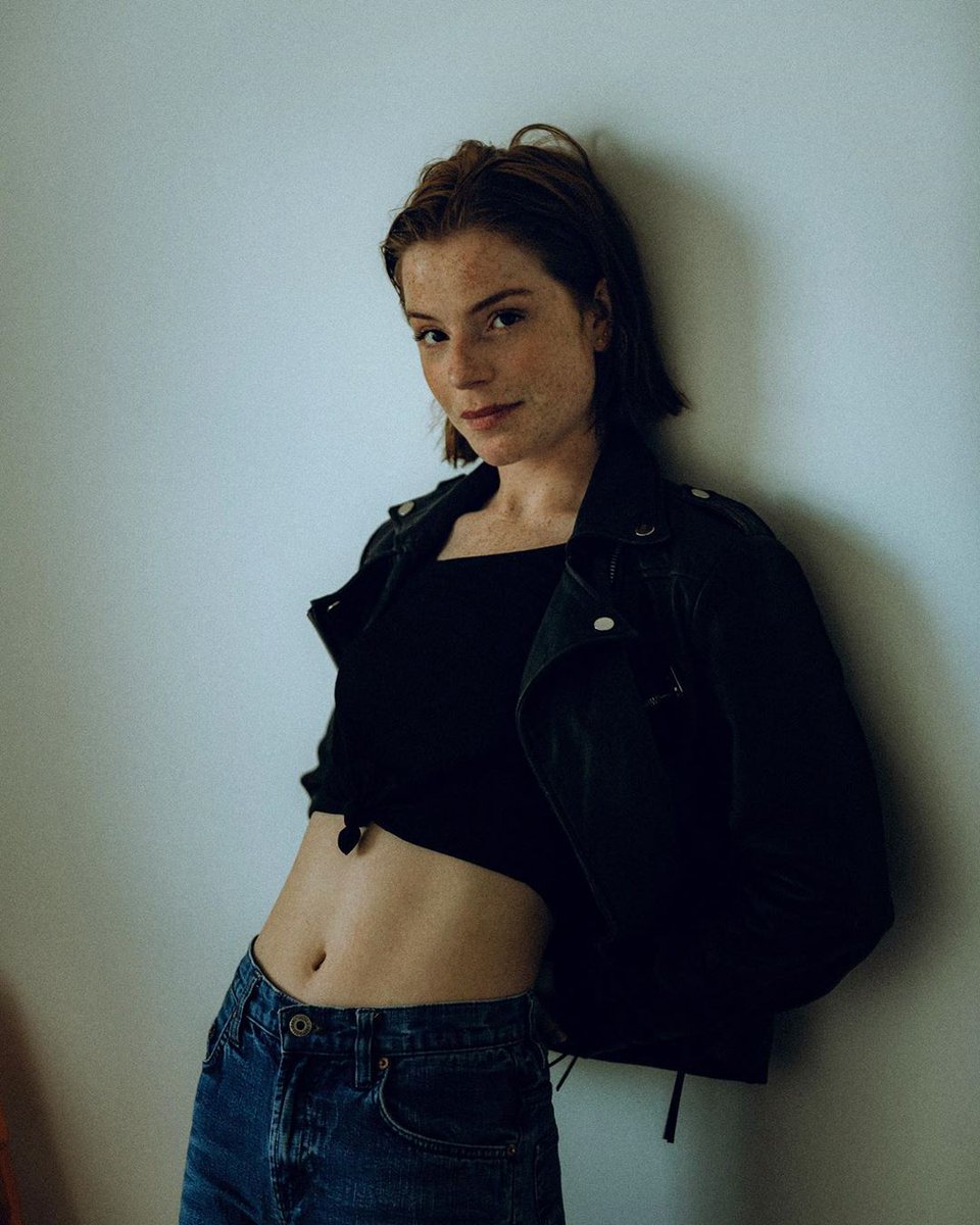GingerMartian's tweet photo. #StrongSunday #SeductiveSunday @Getn2thebottom https://t.co/fm43skQFBl