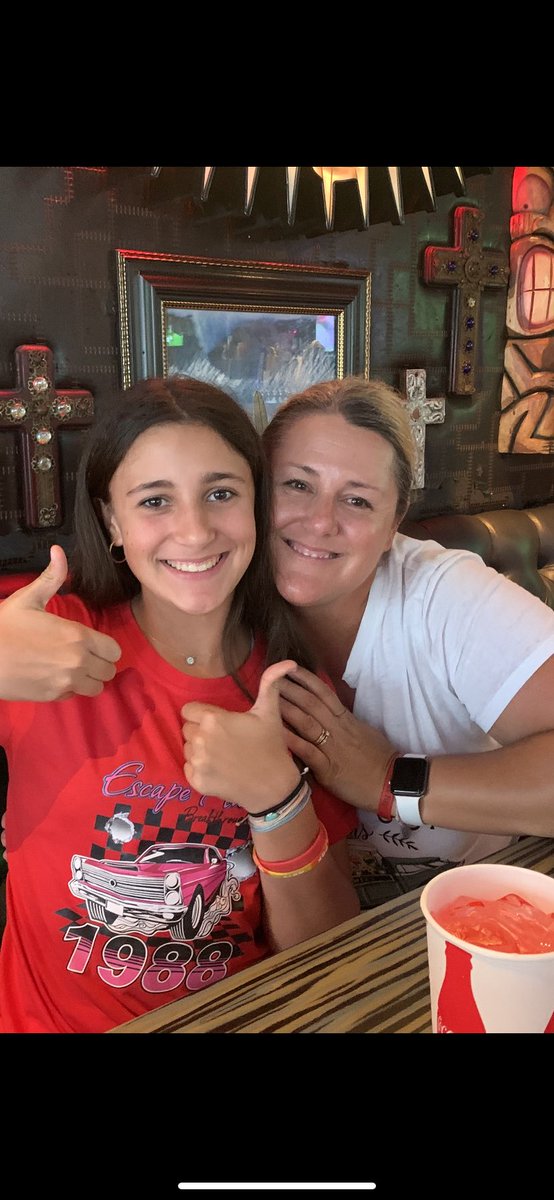 kirdevil12's tweet photo. Wishing our beautiful daughter a Happy 13th Birthday! Cheers to a year full of new adventures! @JMalgradi https://t.co/Bo97wn5OJh