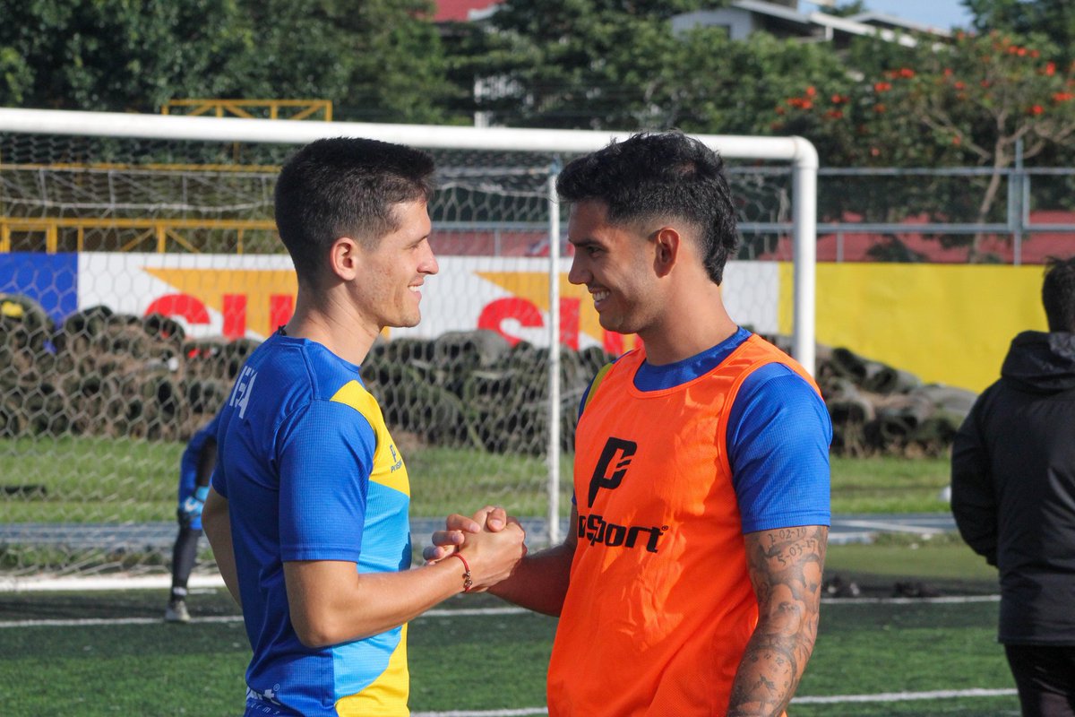 Escorpiones1907's tweet photo. @Cesar_AV99 🤝🏻 @fofovar18 https://t.co/5GvgQ7Wrns