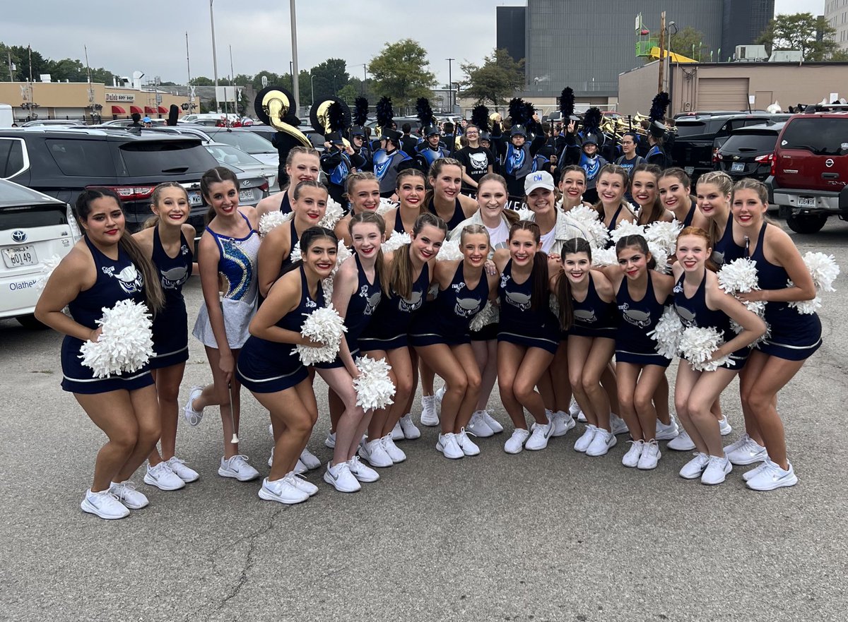 ash_hill_97's tweet photo. I may be bias but this is the BEST group of girls I’ve ever met!! Love getting to do life with them and watch them grow!💙🦉 https://t.co/ZXbs2qnmLg