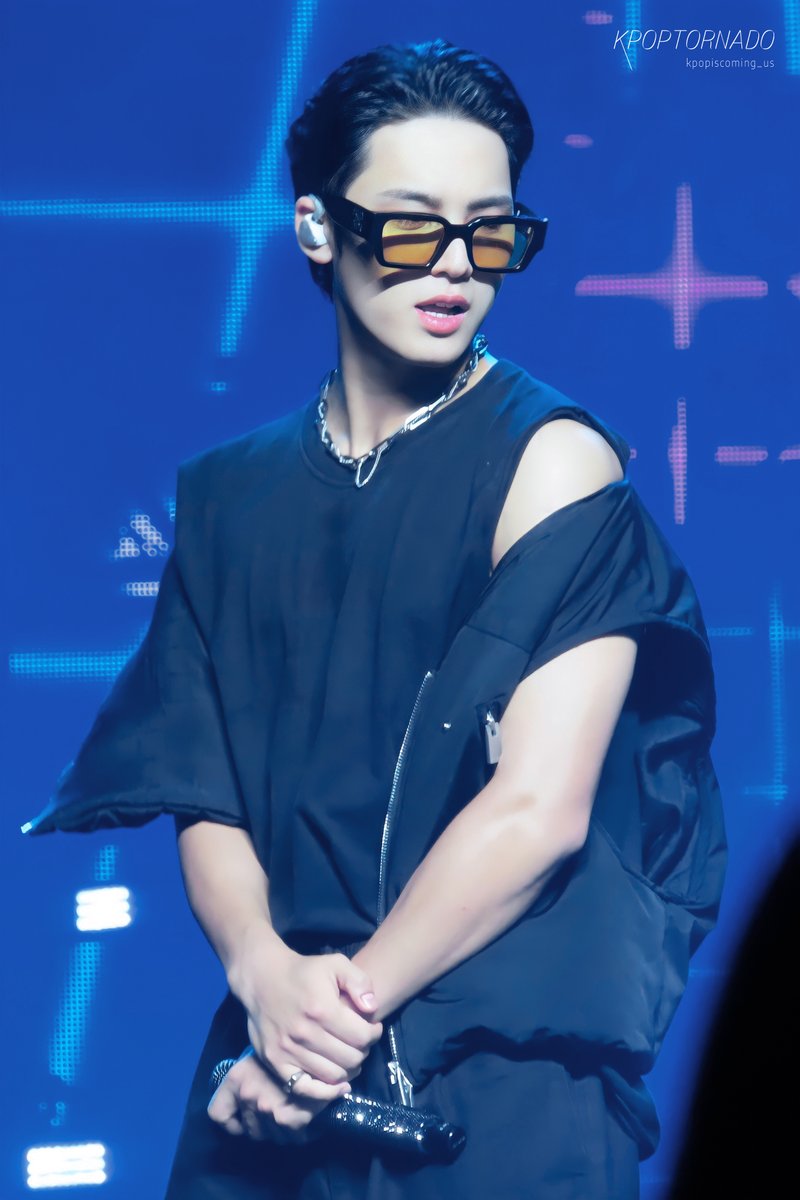 kpopiscoming_us's tweet photo. 220903 SVT Be The Sun Toronto

#세븐틴 #SEVENTEEN #민규 #MINGYU
#BETHESUNwithSVT 
#BETHESUNinTORONTO 
#NowSVT https://t.co/sarihmpBqN