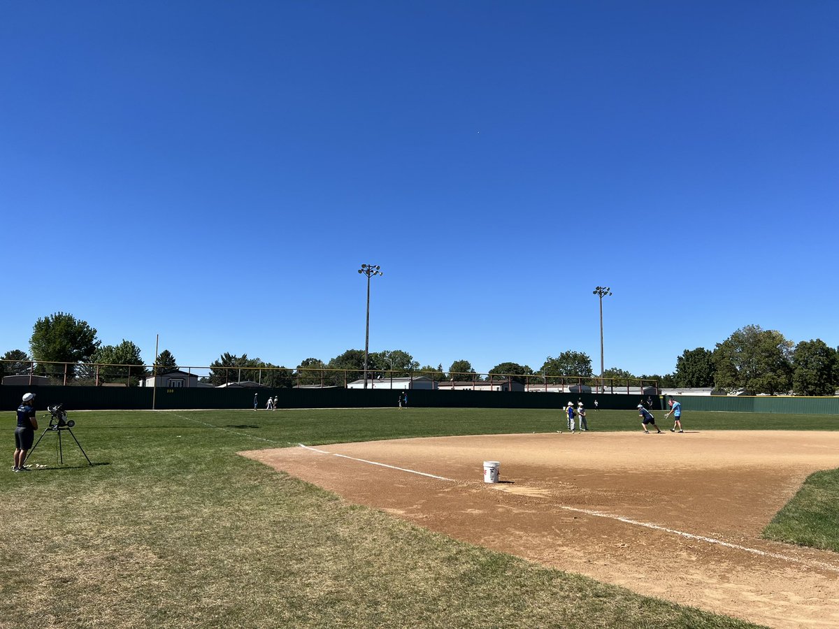 DSU_Baseball_'s tweet photo. Our players enjoyed day 1 of team camp with the Hamlin Baseball Association. 

Thank you to @AlecDemaria53 for coordinating the camp and @CoachMyles18 for his assistance.

We’re looking forward to the next few camp sessions with the HBA players. https://t.co/XCWhUFcEQq
