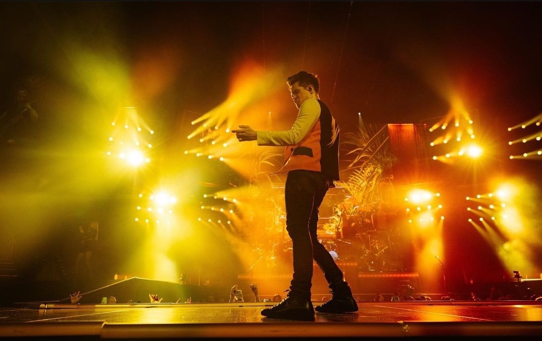 patd_arg's tweet photo. #VivaLasVengeanceTour 

@PanicAtTheDisco via instagram https://t.co/xYkJVsf5m0
