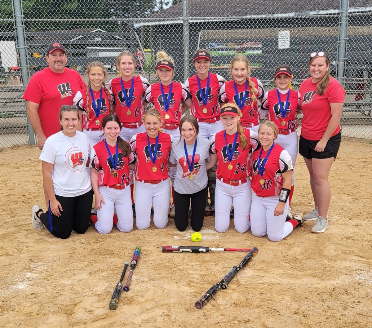 enyaheller80's tweet photo. We started out our season winning the championship in the gold bracket at the September Sizzler in Chippewa Falls. Going 4-0 and out scoring our opponents 42-3.
@WisconsinBandi1 #playforkate https://t.co/jUaEQMaoMt