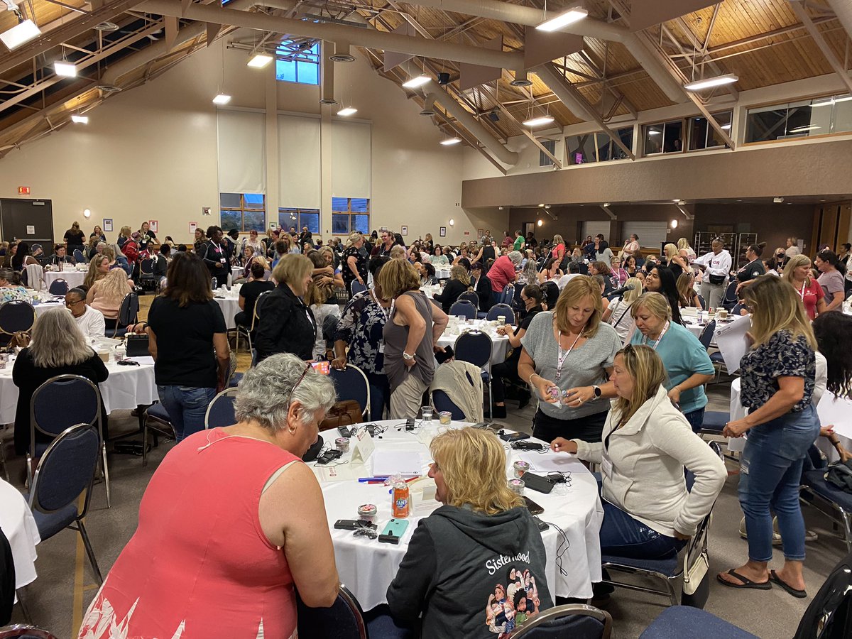 #Unifor Women’s Department Director <a href="/traceyram/">Tracey Ramsey</a> opens the 2022 Women’s Conference - the largest conference ever held at the union’s Family Education Centre. 

We are #unstoppable2022!
#canfem