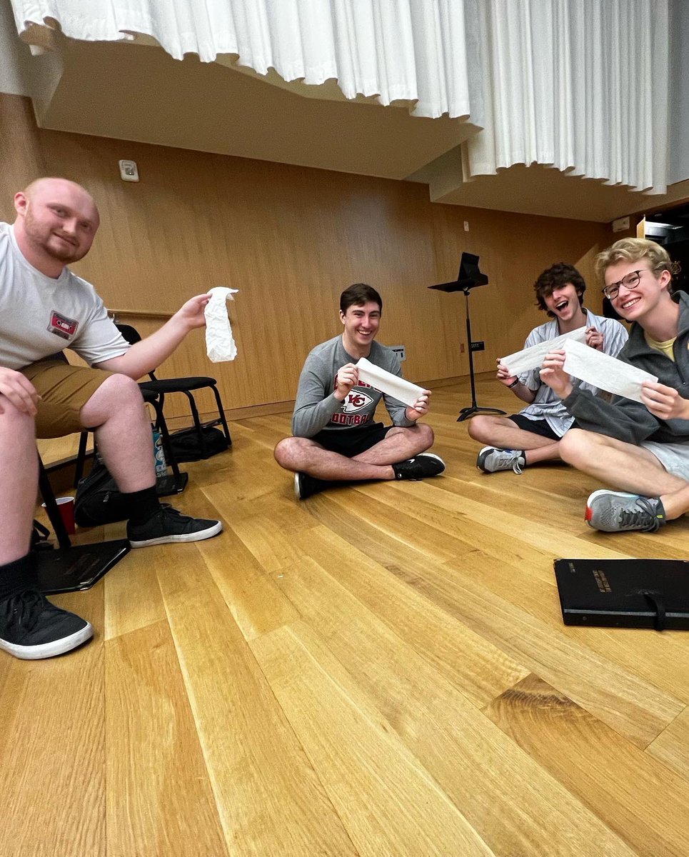 UNIVERSITY SINGERS FALL 2022 RETREAT!

Today we spent the afternoon doing a lot of singing, playing fun ice breaker games, and eating pizza!

We also elected a new executive board, so stay tuned!