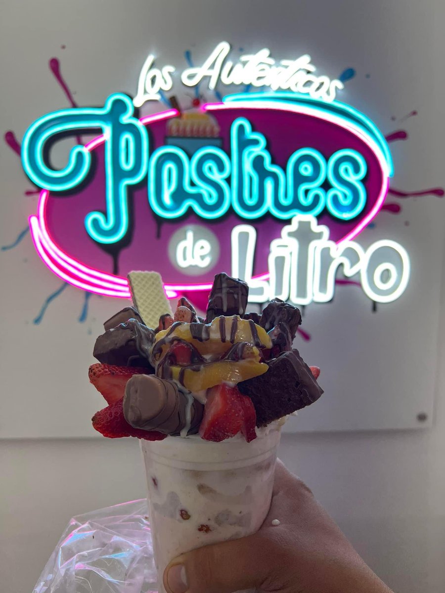 postresdelitro's tweet photo. Fresas con crema!? Pero de @postresdelitro https://t.co/le6ljldlDz
