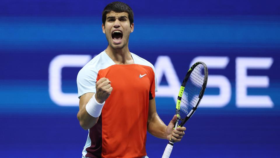 On a historic evening at the US Open, Carlos Alcaraz overcame Casper Ruud 6-4, 2-6, 7-6(1), 6-3 to clinch his first Grand Slam trophy and secure the No. 1 Pepperstone ATP Ranking <a href="/HAPPY989FM/">Happy 98.9 FM</a> <a href="/obbampoegh/">Ohene-Bampoe Brenya</a> <a href="/ayishatu_/">Ayishatu Zakaria Ali</a> <a href="/mac_okocha/">Atser News</a> #HappySports