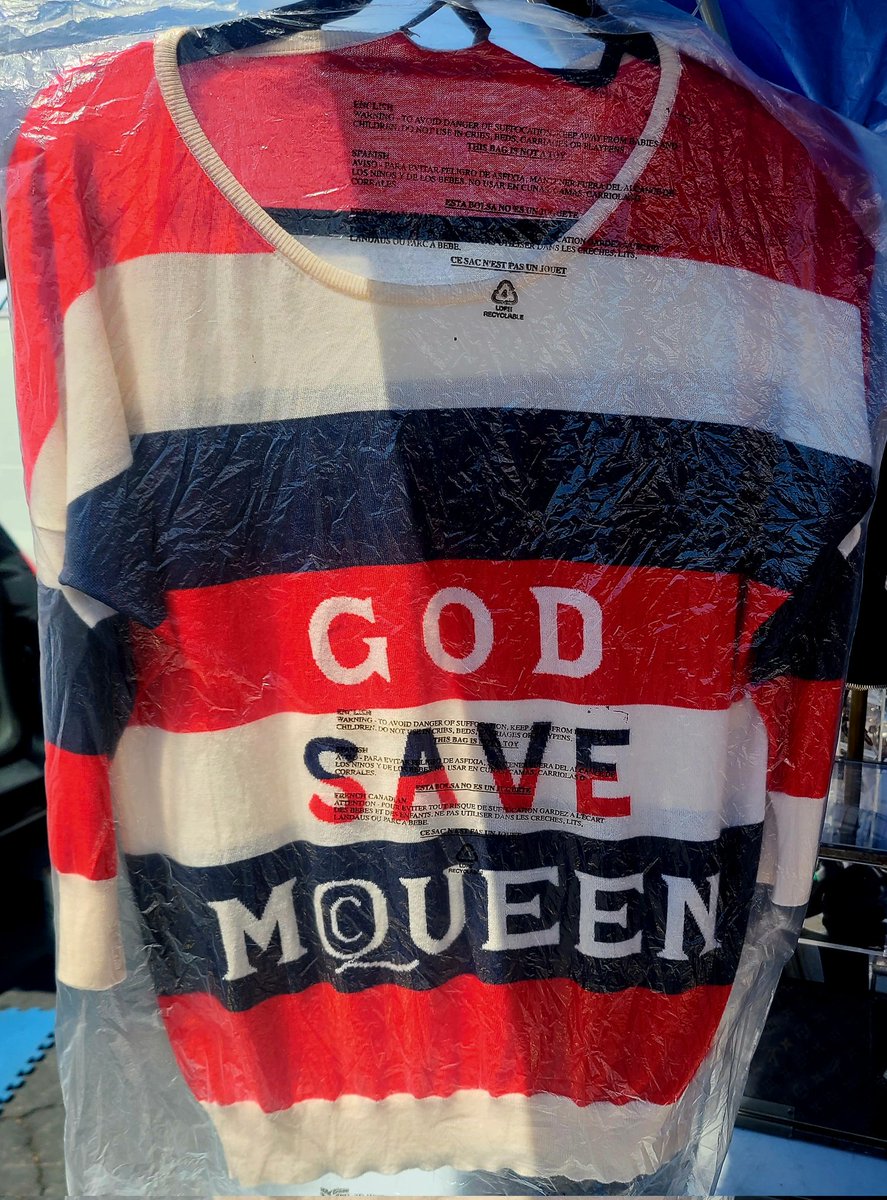 MikeCrombie's tweet photo. Seen at the Rose Bowl flea market today. @adamcarolla https://t.co/g2VtxaOwq1