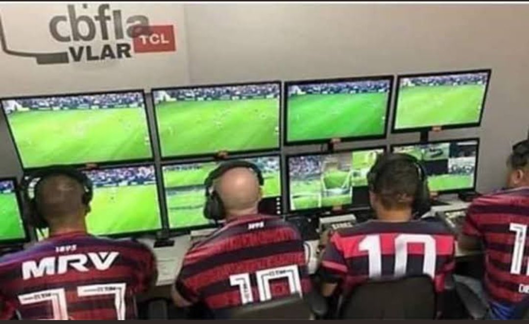 Markyym's tweet photo. O varmengo não Falha!
Cade o bobao do Mauro cezar?
#Varmengo https://t.co/DkdG4qTHkB