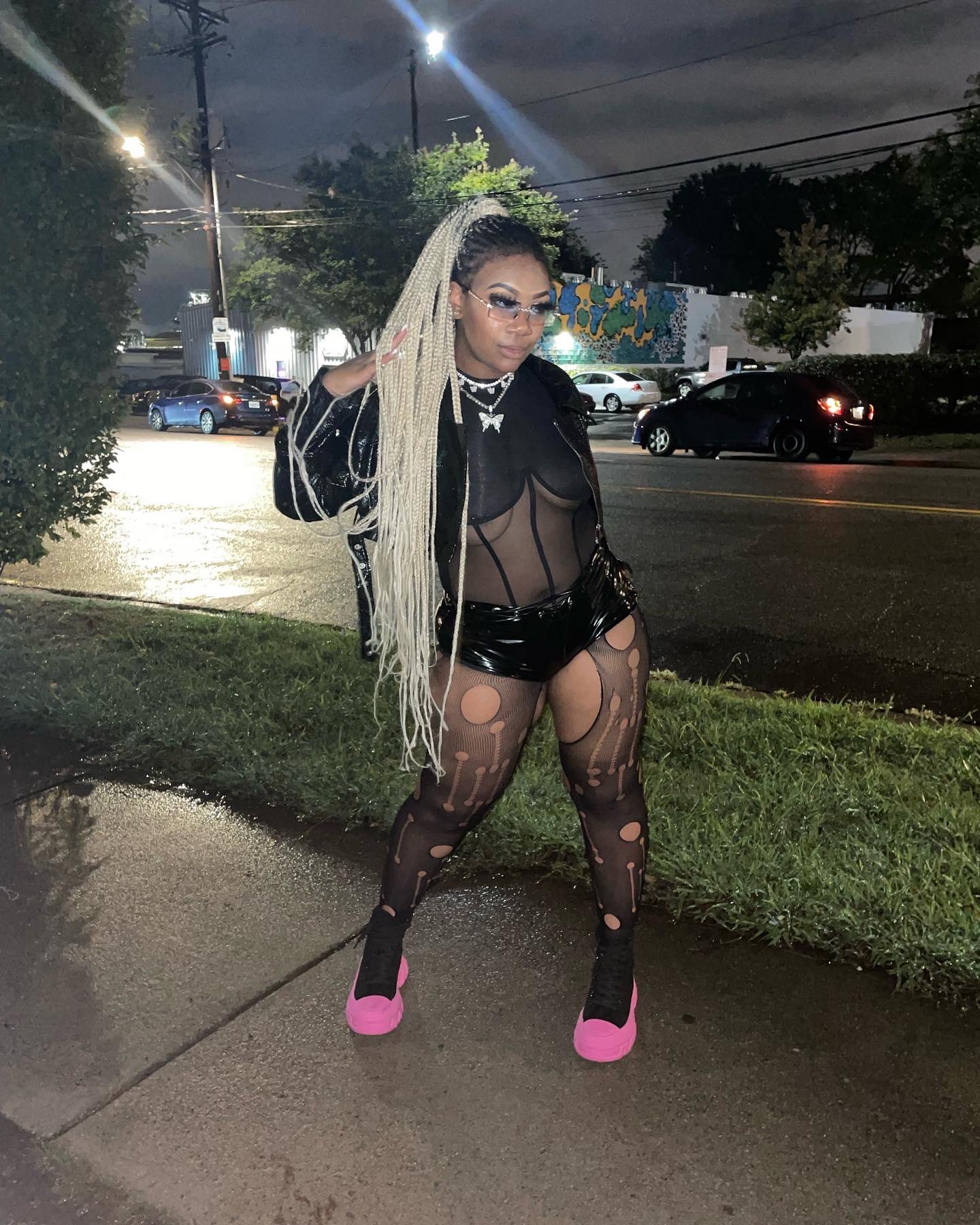 HEAVY . on Twitter: "This is a PSA for my big booty bitches 💎 https://t.co/bvJTGFcpLI" / Twitter