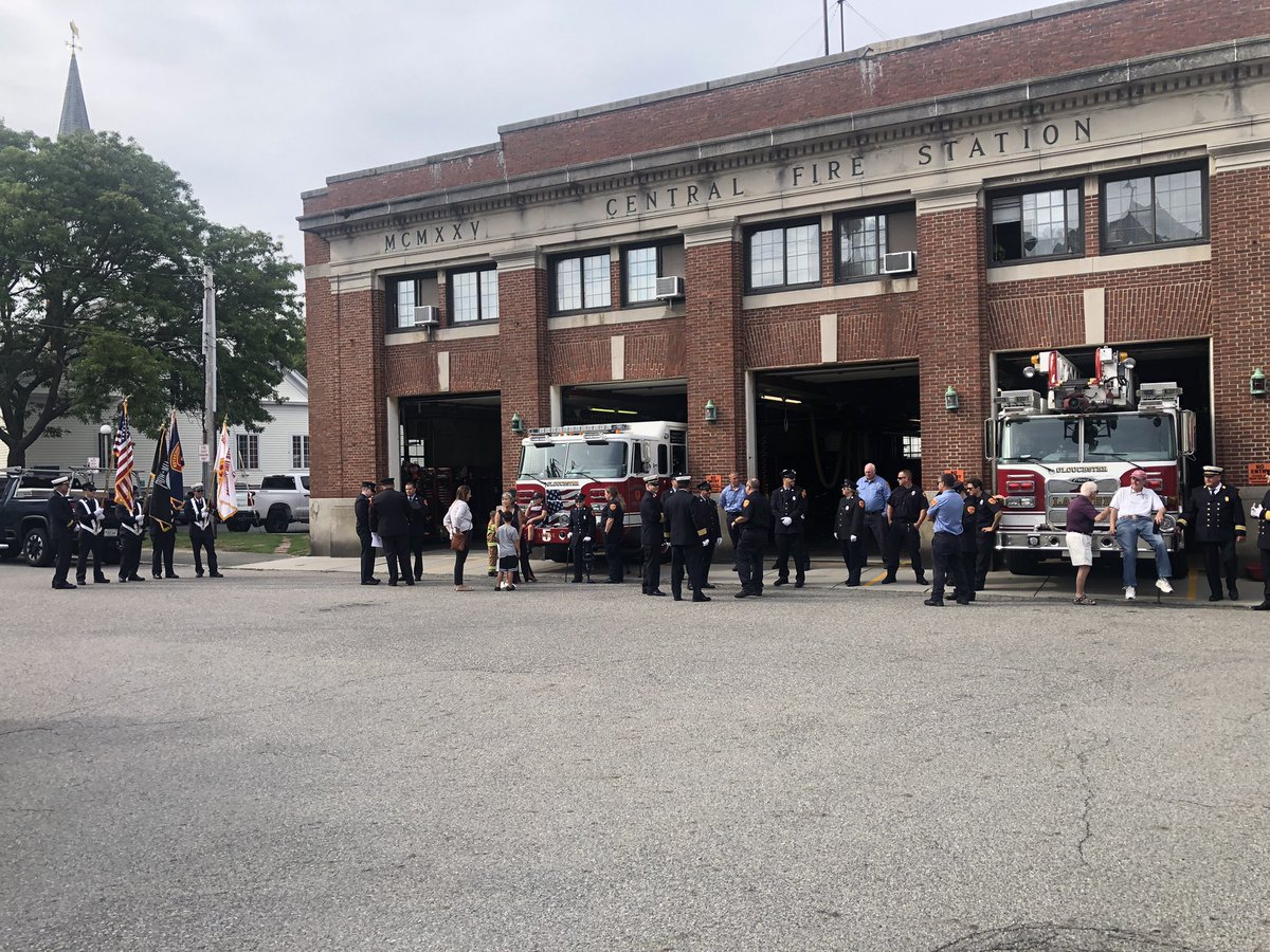 CaptMLee's tweet photo. Stopped at Gloucester Mass FD to honor 9/11. Was on duty at the station the morning of the attack. #NeverForget https://t.co/JeKmkYknna