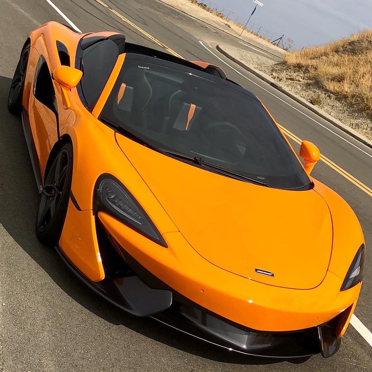 spage925's tweet photo. Great day for a drive. #McLaren https://t.co/Nxplm3eDxt