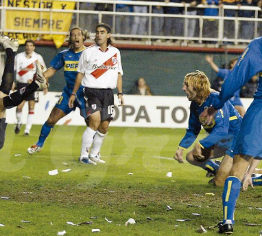 TopJrs's tweet photo. ⚽#Superclásicos con triunfos 1-0 en #LaBoca con goles de cabeza

📌4 antecedentes en los últ 45 años... pero todos en el otro arco! (y solo el de Cuchu en el ST)

➡ Cl08, gol de #Battaglia
➡ Lib04, #Schiavi
➡1989/90, #Cuciuffo
➡ 1978M, #Husillos https://t.co/D5ph5Uc5Dx