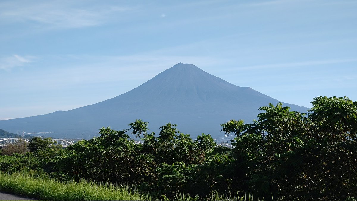 naga32t's tweet photo. 富士山がスッキリ見える日が増えて来ると、夏の終わりを感じますね～。
#富士山 https://t.co/Bbdd25sMsz