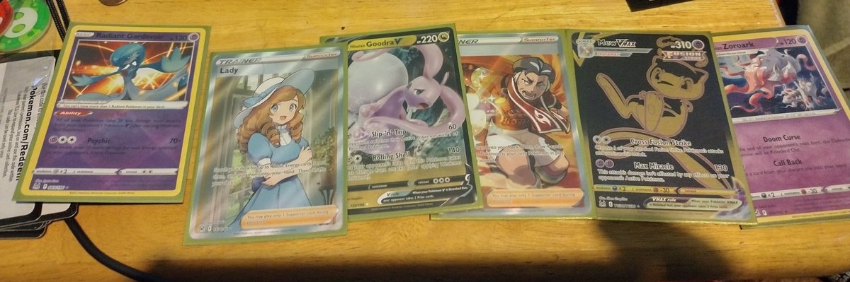 YBS_Studios's tweet photo. My pulls from my lost Orgins Elite Trainer box let's go these cards look dope as hell.

@Pokemon  #pokemon #tcg #lostorgins #RadiantGardevoir #lookingclean https://t.co/c5ZFoD5NFv