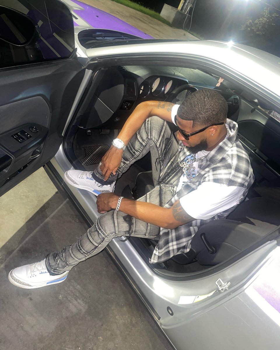 FoxxAMill100's tweet photo. I Got Them Watching Every Move I Guess I’m Setting Trends‼️💯🤷🏽‍♂️🖕🏽💰🔋🗣 https://t.co/RlpB3U2E3h