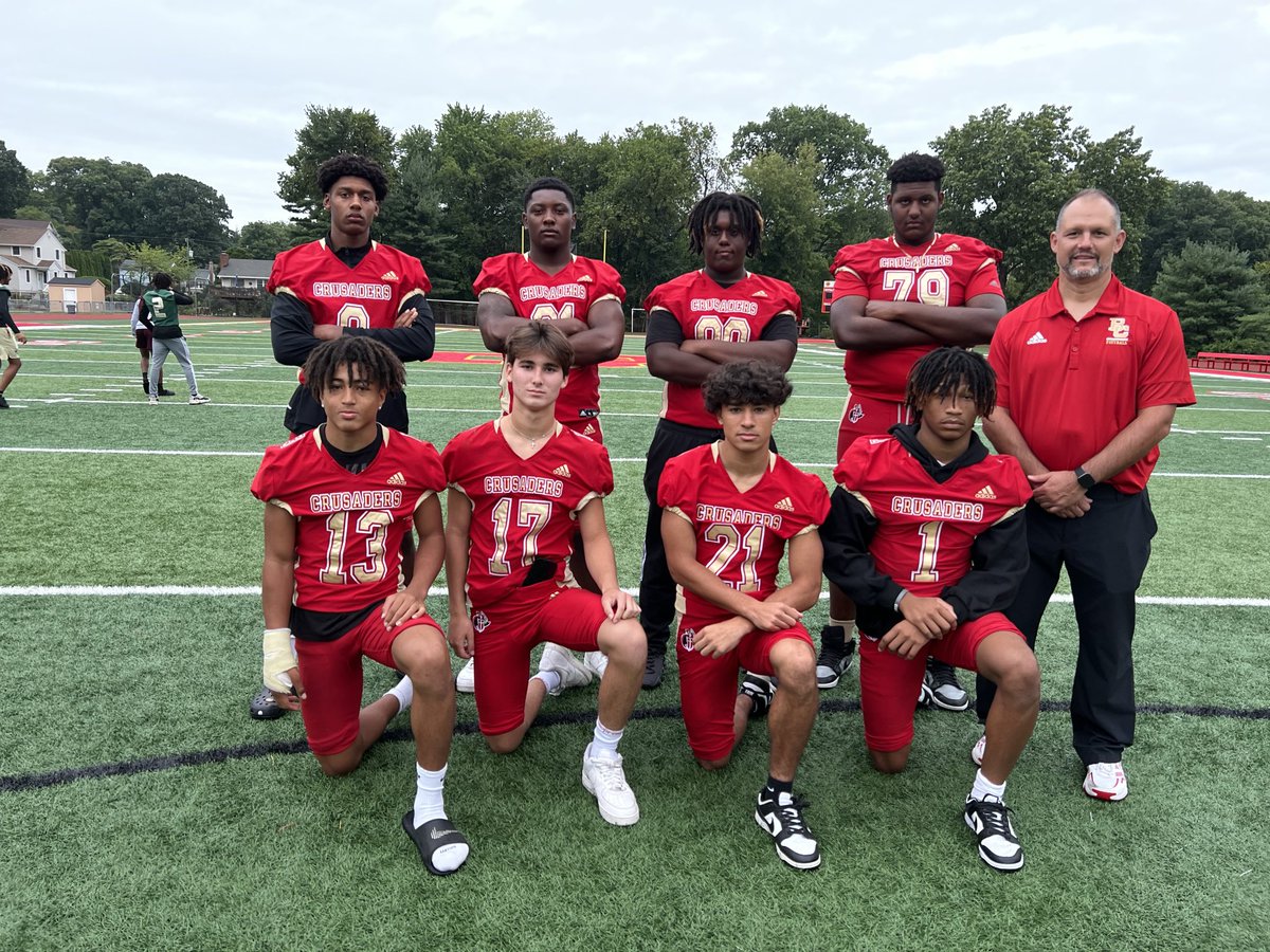 LemmingReport's tweet photo. HC Vito Campanile once again has developed another juggernaut at Bergen Catholic. The team is loaded with big-time prospects in the next couple of classes. https://t.co/zprsfz1oMm