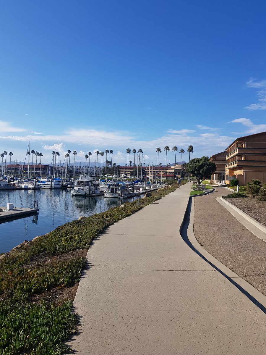 Emer Farrell (@emerfarell) on Twitter photo In beautiful Ventura, CA, with <a href="/DulebaDominik/">Dominik Duleba</a> and (fingers crossed, if aer lingus sort themselves out) <a href="/echemucd/">UCD Electrochemistry (Johnson Group)</a> for GRC Electrochemistry 2022! So excited for the week ahead! In beautiful Ventura, CA, with <a href="/DulebaDominik/">Dominik Duleba</a> and (fingers crossed, if aer lingus sort themselves out) <a href="/echemucd/">UCD Electrochemistry (Johnson Group)</a> for GRC Electrochemistry 2022! So excited for the week ahead!