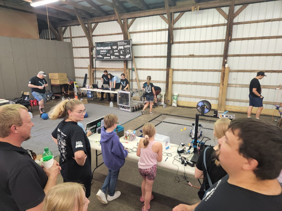 We had a great time at the Kiwanis Balloon Fest with @frc3494 showing #STEAM - including our 3D printer bought with an @PurdueINMaC grant - to over 790 people this weekend!
#morethanrobots #firstenergize #4HGrowsHere #superiorsteam #nextgenerationmanufacturing #INMaCmicrogrant
