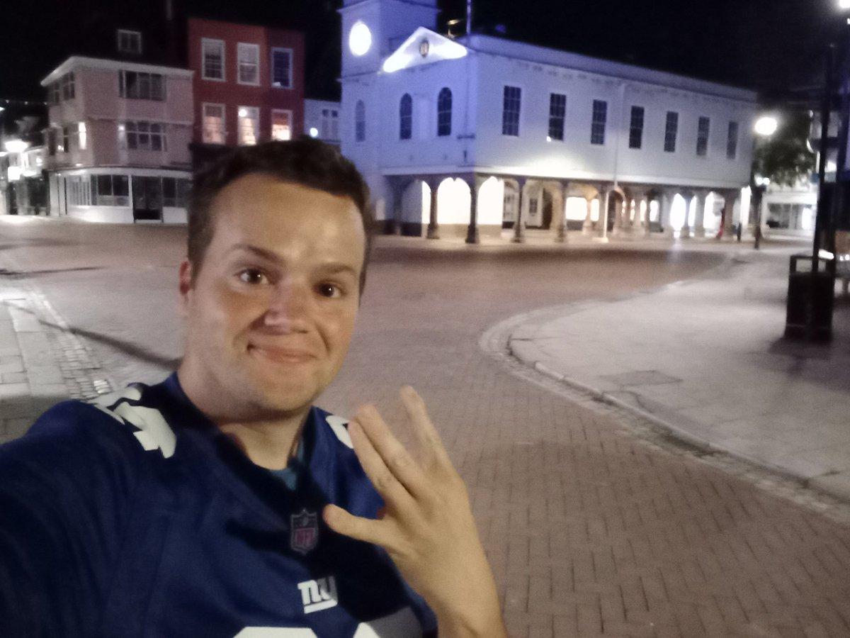 RobFoord1990's tweet image. Faversham isn't quite as busy right now as Broadway Nashville, but I'm still celebrating the DUB!!! @GiantInsider @BigBlueUKIRL #UKBuffoonCrew #1amClub