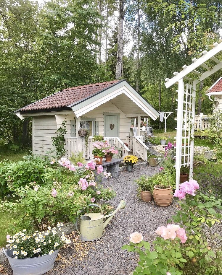 pov: you live here.