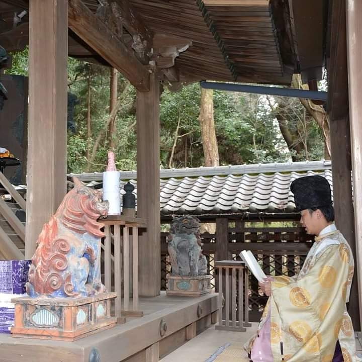 sekisemimaru's tweet photo. 【関蝉丸神社本殿修復クラウドファンディング中】
募集期間:〜11月9日(水)23時まで
▼詳細・ご支援方法は下記からご覧いただけます。
https://t.co/Ugku2eIgtC
何卒、宜しくお願い致します。
#関蝉丸神社
#関蝉丸神社クラウドファンディング
#大津瓦職人
#狛犬
#木製
#陶製
#神社
#READYFO https://t.co/N3LNhC5o5O