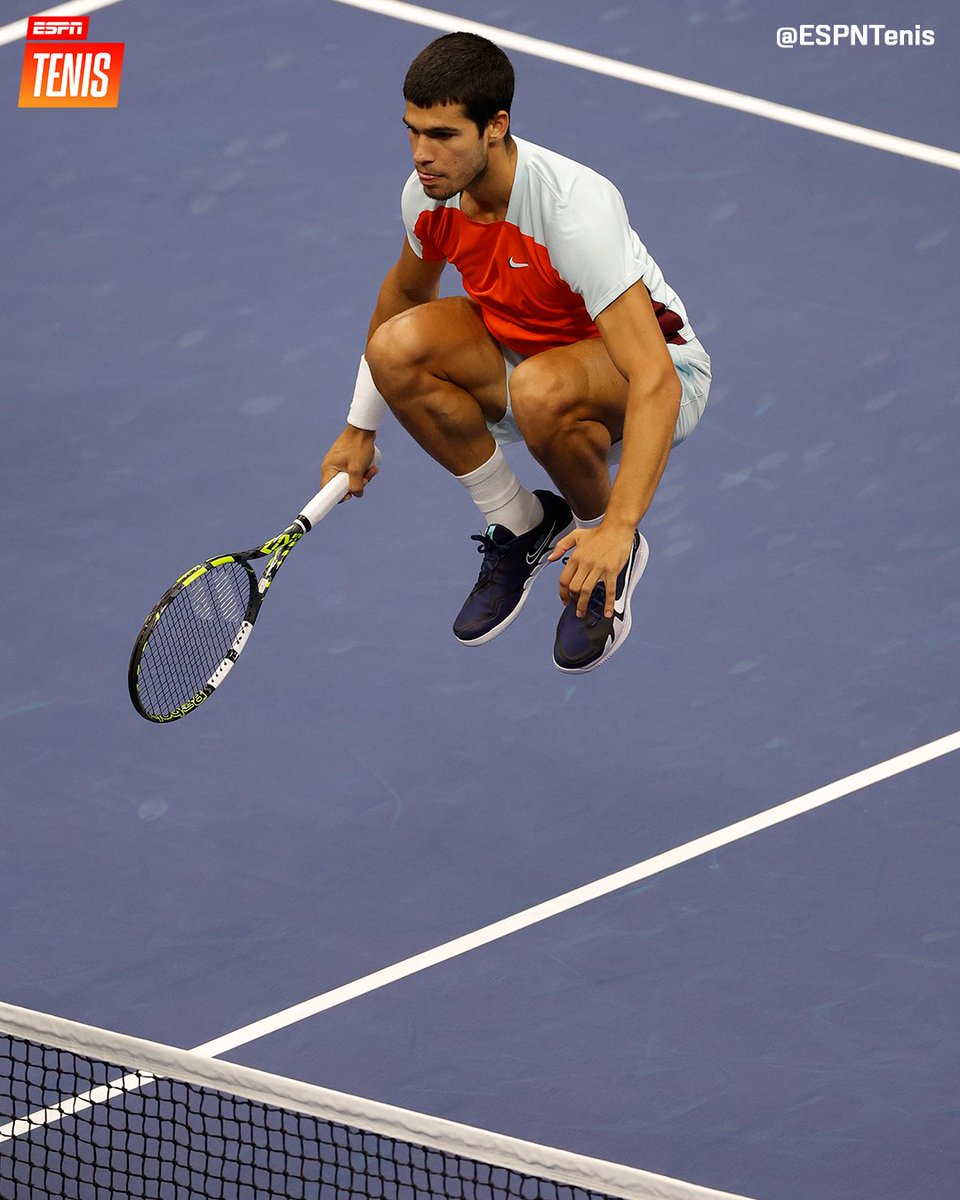 ESPNtenis's tweet photo. Alcaraz ganó el #USOpen y ahora vuelve a su planeta. 🛸

@carlosalcaraz https://t.co/jaDtx75kit
