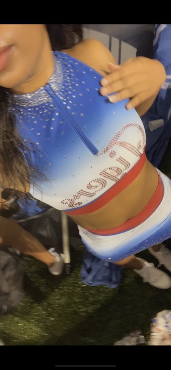 MadisonForsyth7's tweet photo. Southern Heritage Classic weekend was a movie🥳❤️💙 #tsucheer https://t.co/ZDRf7RRfQF