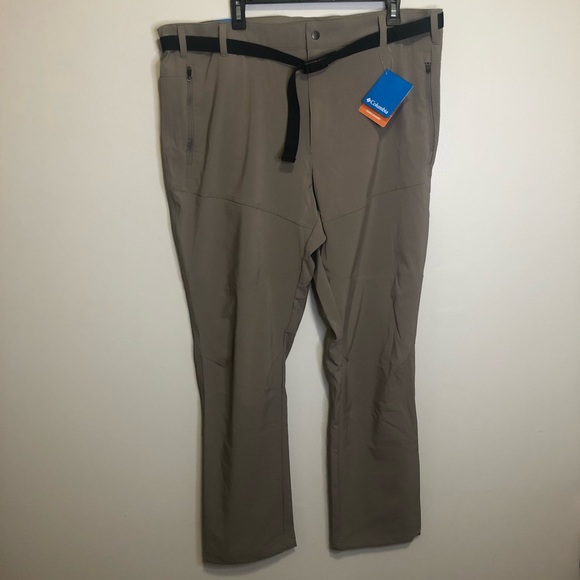 LifeWithADHDee's tweet image. So good I had to share! Check out all the items I'm loving on @Poshmarkapp from @EBCoops #poshmark #fashion #style #shopmycloset #tommybahama #bensherman #columbia: posh.mk/ZaQdAIvuftb