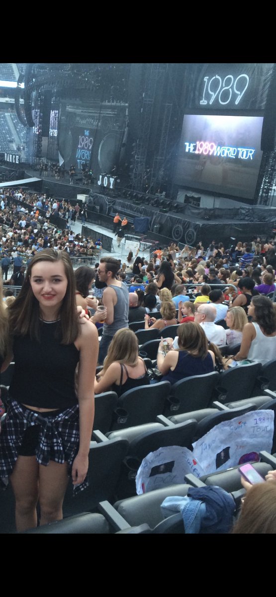 ninetiestrend's tweet image. i’ve been loving you for quite some time :,,) #StoriesForSwift