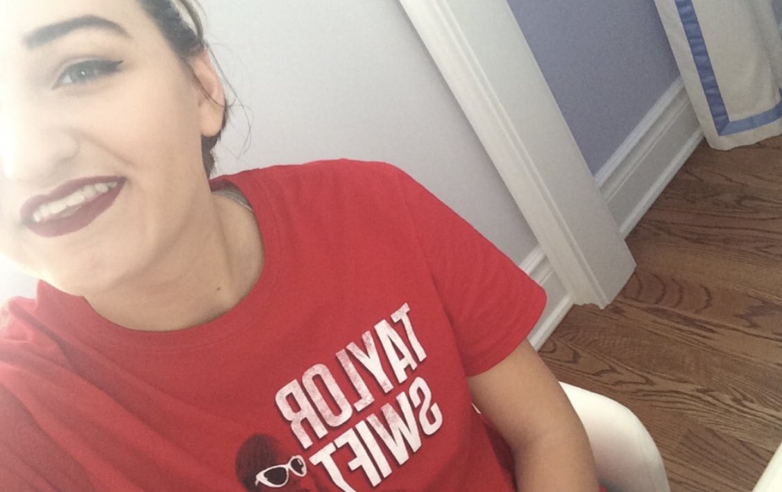 ninetiestrend's tweet image. i’ve been loving you for quite some time :,,) #StoriesForSwift