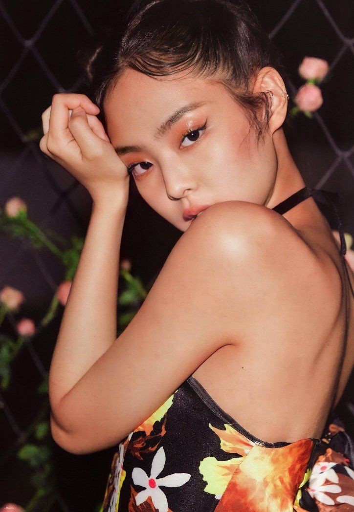 JENNIE ALLIANCE 🧛♀️ tweet media