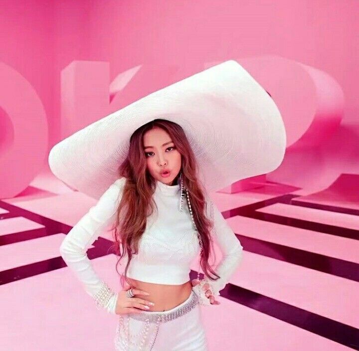 JENNIE ALLIANCE 🧛♀️ tweet media