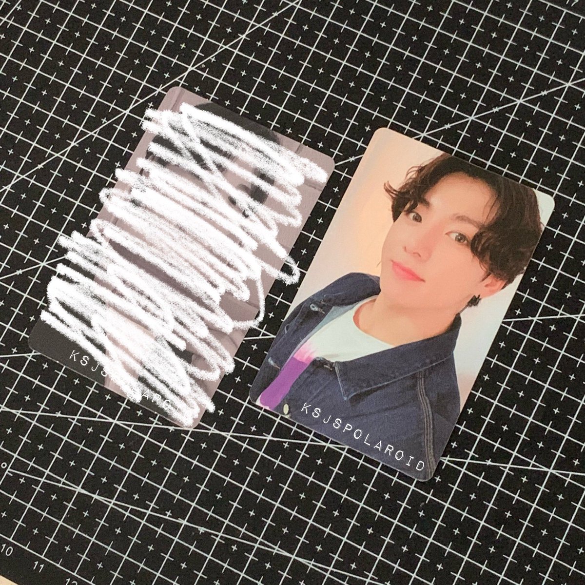 ksjspolaroid's tweet photo. wts lfb ph #ksjssells

🫧 jungkook 5th muster 

⤷ dop: ₱3600, PAYO: ₱3500
⤷ 9.5/10 
⤷ personal pull
⤷ reply with “mine + koo” to claim
⤷ condition of pc is found below ! 

💭 bts photocard good boy koo magic shop https://t.co/tTAypvoMK4