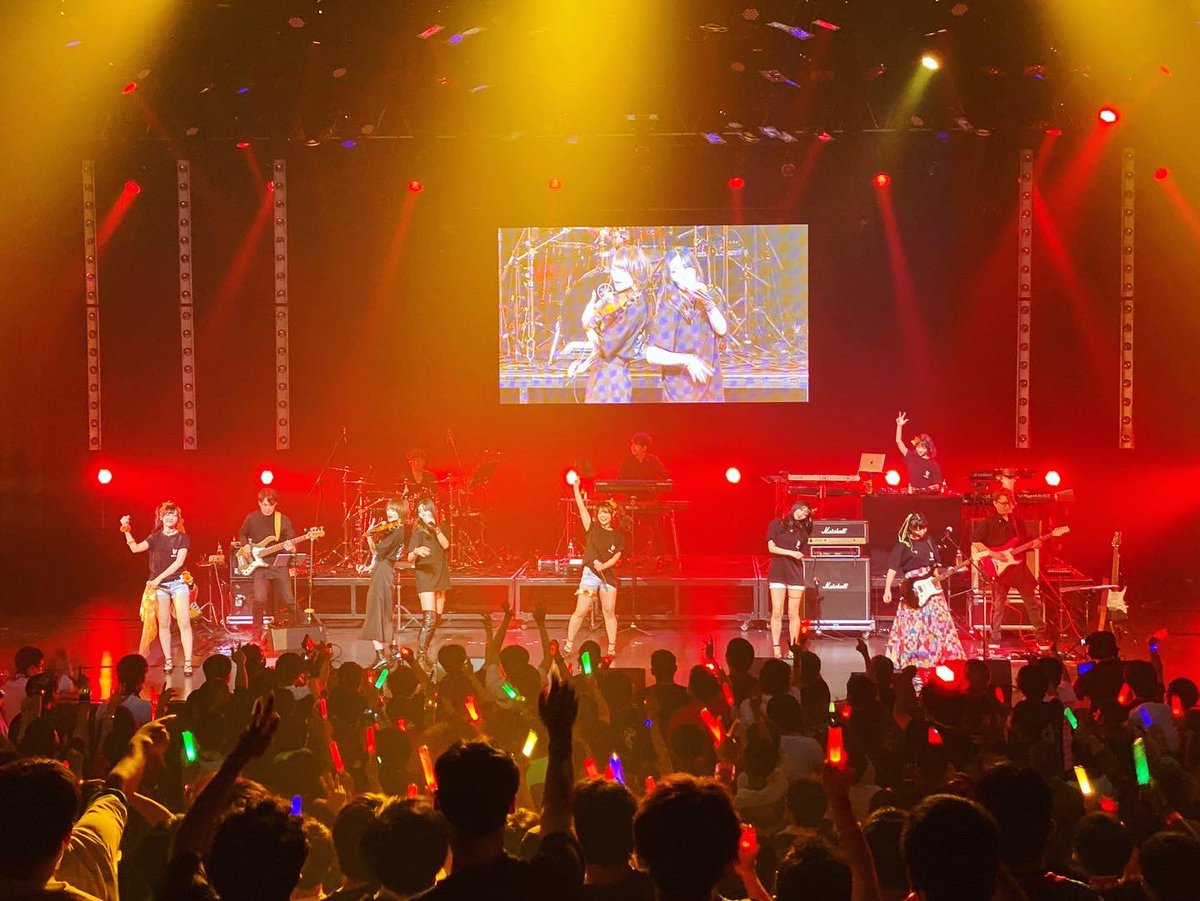 Lay0113's tweet photo. 今日でライブクルーから1年✨✨✨
#ライブクルー #Livecrew https://t.co/IzOVkgMioJ