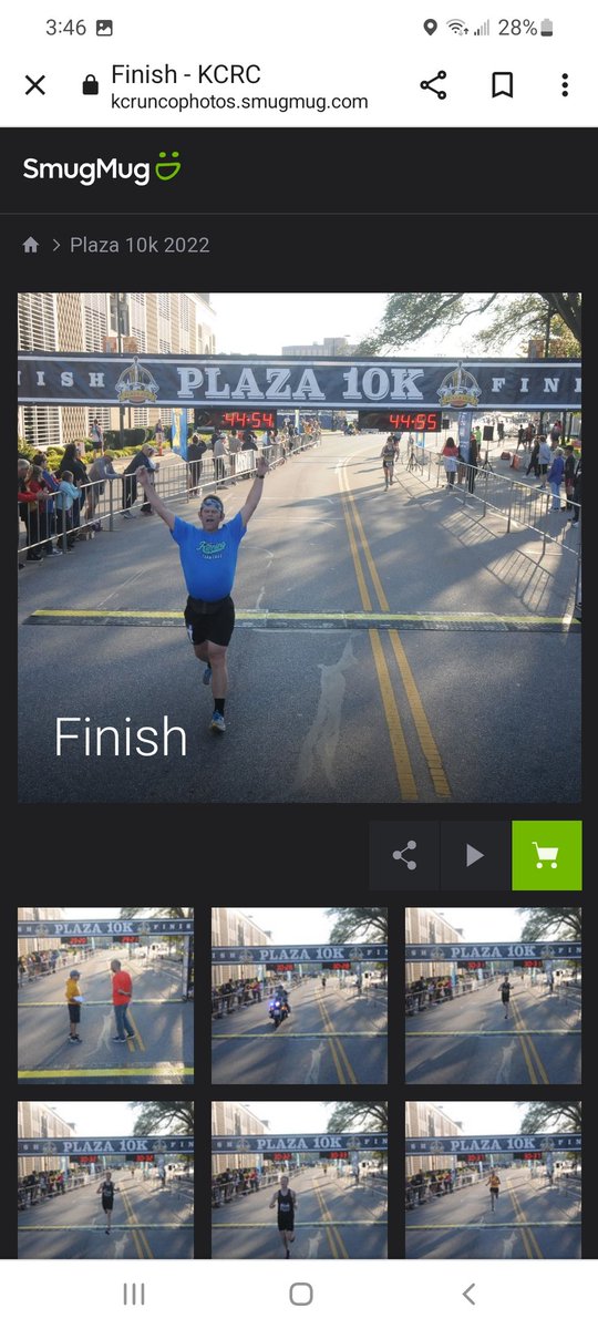Rex50030456's tweet photo. @therunchat New pr at the plaza 10k. My picture is the category pic from the photographers event site. #runchat #runbrag https://t.co/5IIEZ6De2E