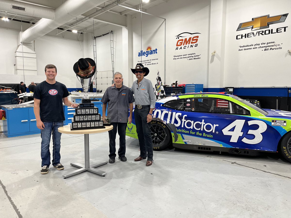 JDNASCARTech's tweet photo. So proud of Brad, the youngest of the Dodson Brothers. Our dad drove for Lee Petty in the 50’s, older brothers Bruce &amp; Barry worked at Pettys In the 70’s and I worked there in the 80’s. Now Brad builds cars @PettyGMS so all Dodson men drew paychecks from the King!  @kylepetty https://t.co/mhmZJZyQ1A