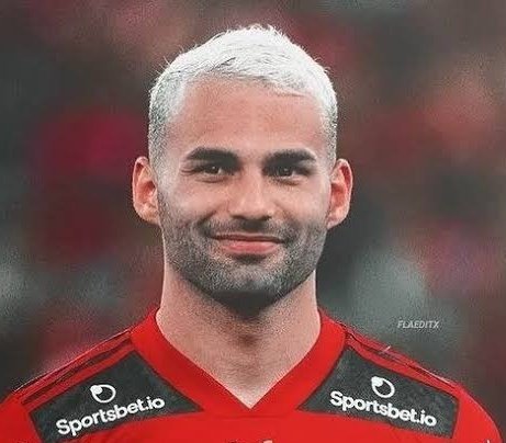Kr4toSgg's tweet photo. Mano eu tô achando que a criançada do FX não gostou mt das quebras de call não, tão falando em salve sla o quê, eu no papel de página que cobre o flaesports venho a publico declarar que por mim caia com os crias toda queda, é 4 kill de graça sempre, só vejo benefícios...

#GoFLA https://t.co/yHRfhaVR7x