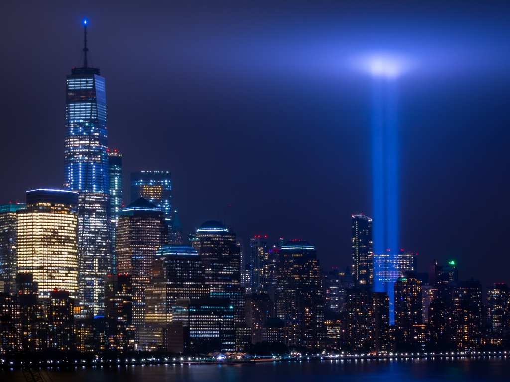 EnriqueReinaHN's tweet photo. Nuestra solidaridad con los familiares de las víctimas del 9/11 y con el pueblo norteamericano que recuerda este ataque. https://t.co/TRN3HmKCQI