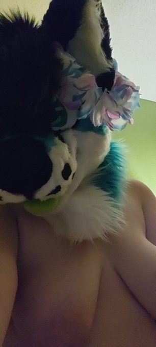Its a nakey party! https://t.co/QierkWWtNw
