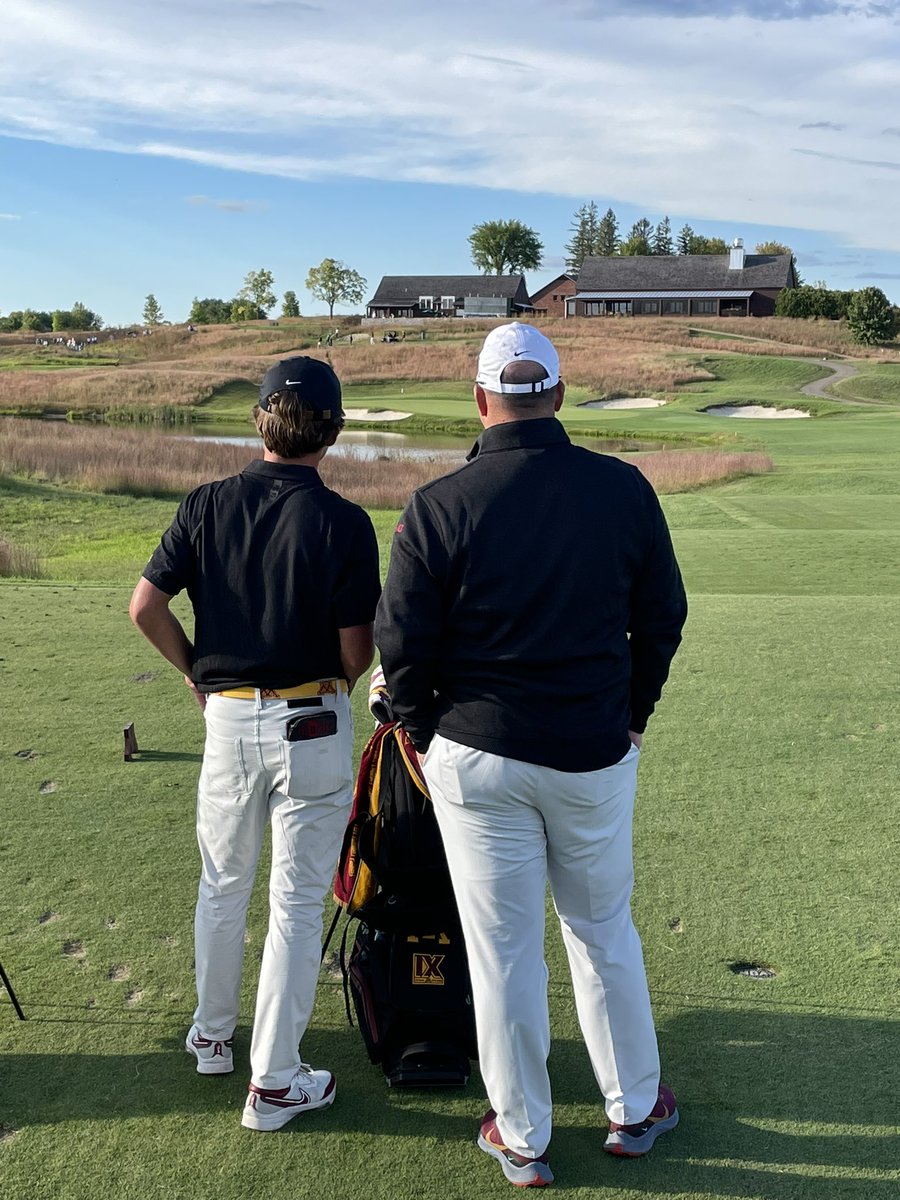 MikeWierzbicki's tweet photo. Fun day watching our young men compete in the 2022 #GopherInvitational! Excited for what @JustinSmith_26 @robertbellgolf @GopherMGolf can achieve this year!
Catch the final round at Windsong Farm on Monday. 75 degrees & sun all day! #SkiUMah #CommitNorth #Gophers https://t.co/papDSxxruI