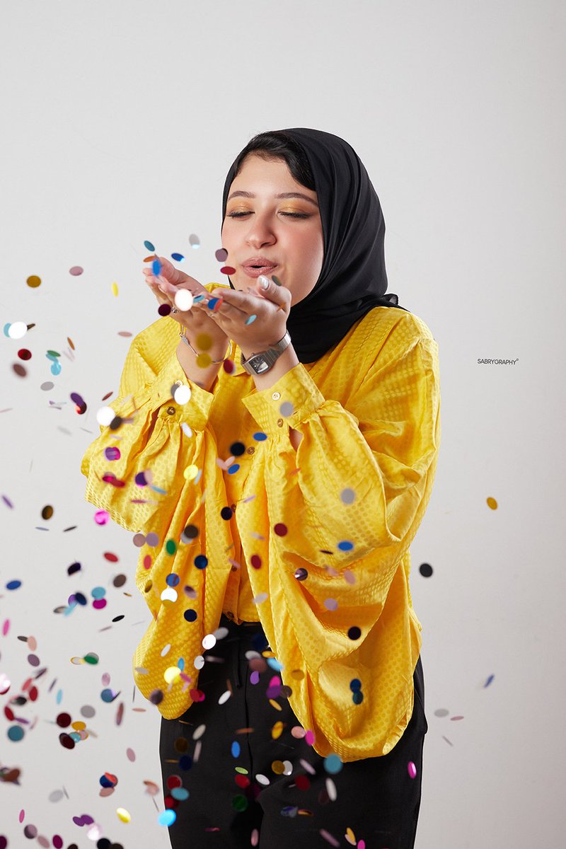 gehanabdelslam's tweet photo. Another year of being fabulous✨💛 https://t.co/dld0XYd0Is