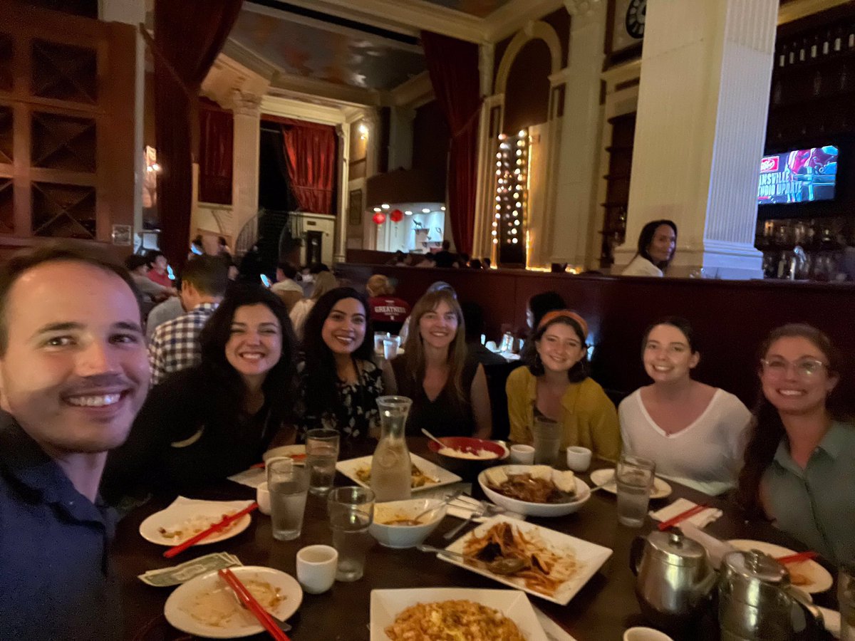junegruber's tweet photo. and lab current and past lab dinner (thanks @aidangcw for rec!) @J_Purcell_Psych Christie Muskett https://t.co/yoIJwgzdTk