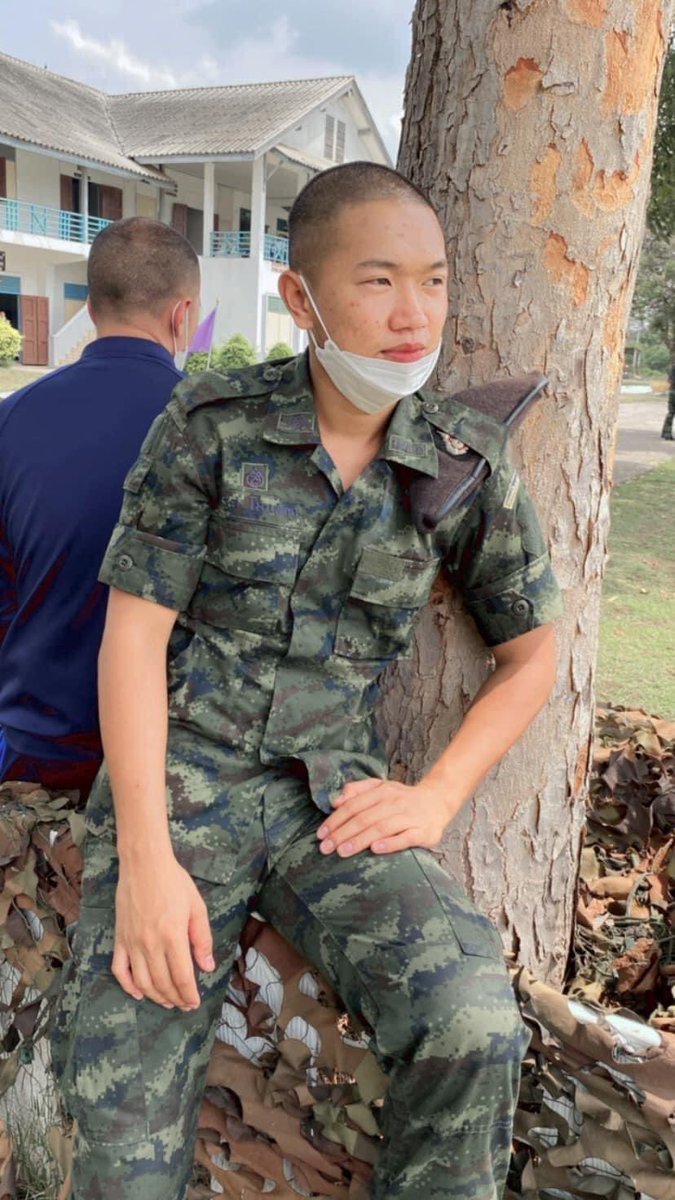 Atthacha8's tweet photo. คนคุยก็ไม่มีซักคนเลย😔@LINE tn0506.  ทักมาคุยเล่นได้นะ🫶#สระบุรี https://t.co/YqeczufUj8
